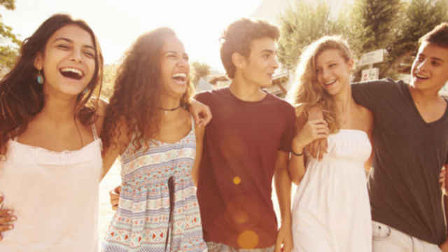 How a Salt Water Mouth Rinse Benefits Oral Health